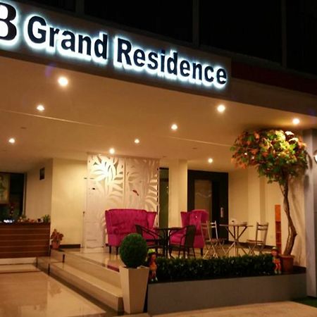 Bb Grand Residence Pattaja Kültér fotó